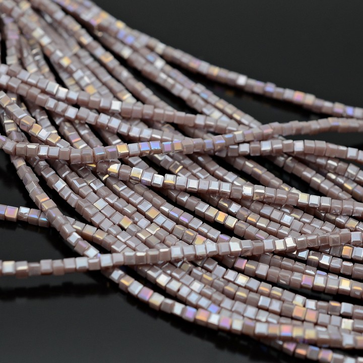 Кубик хрустальные бусины 1.5мм цвет лиловый Фарфор АВ, 1 нить(~190 бусин)