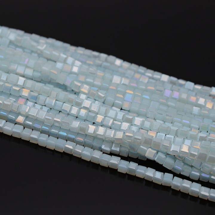 Кубик хрустальные бусины 3мм цвет голубой Фарфор АВ, 1 нить(~98 бусин)