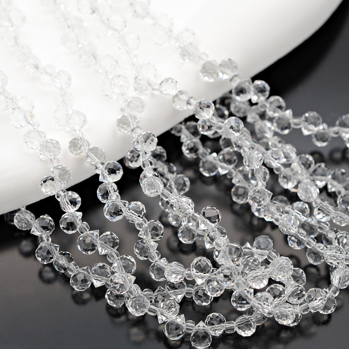 Бусины хрустальные Капелька 4мм цвет Crystal, 1 нить(~100 бусин)