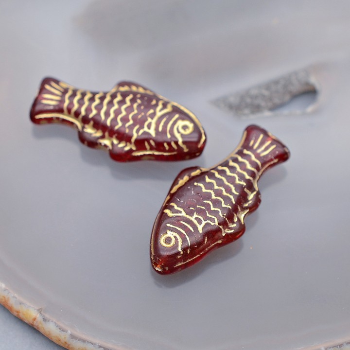 Бусина Рыбка Чешское стекло цвет красный, 1 штука