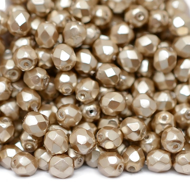 Czech faceted beads Pearls Champagne 4mm, 20 pieces