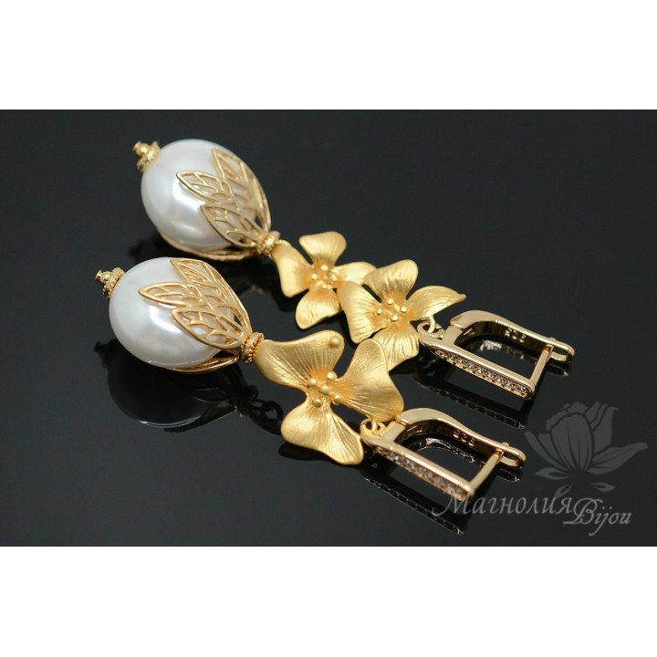 Earrings "Romance" with Shell Pearl, 18k gold plated
