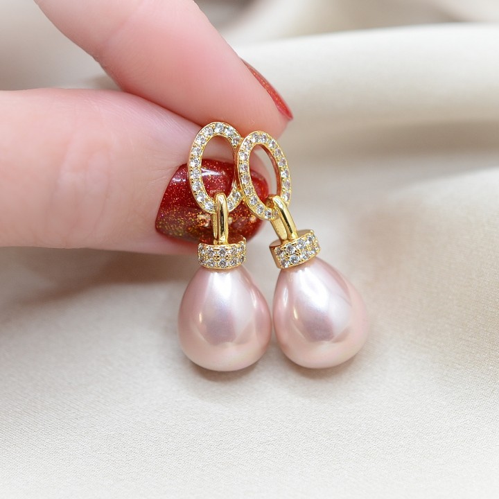 Pendientes con perlas de nácar de color rosa, dorado 18K
