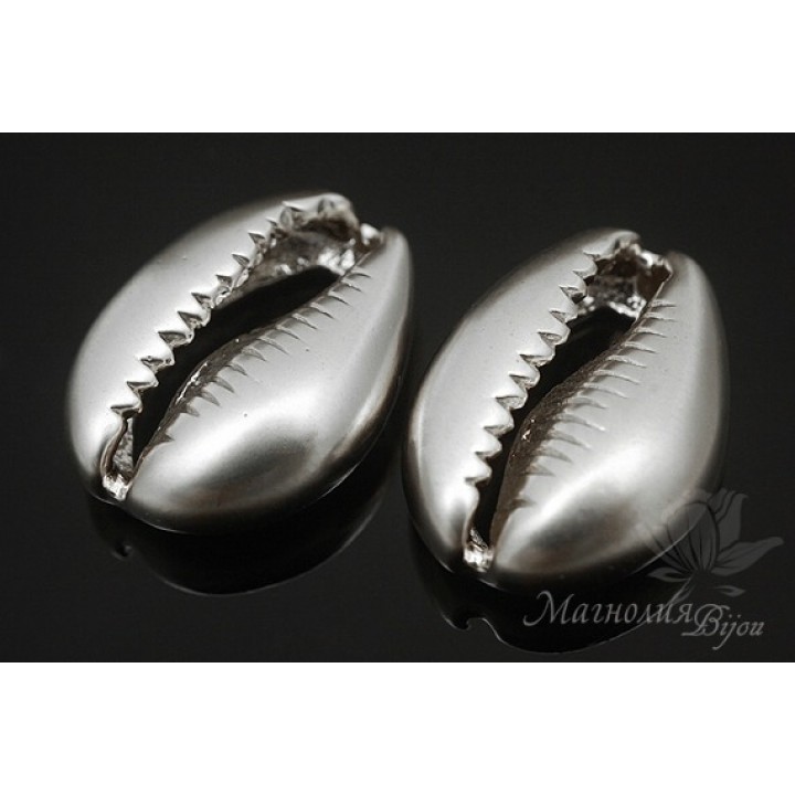 Cowrie Shell Pendant/Connector, rhodium plated