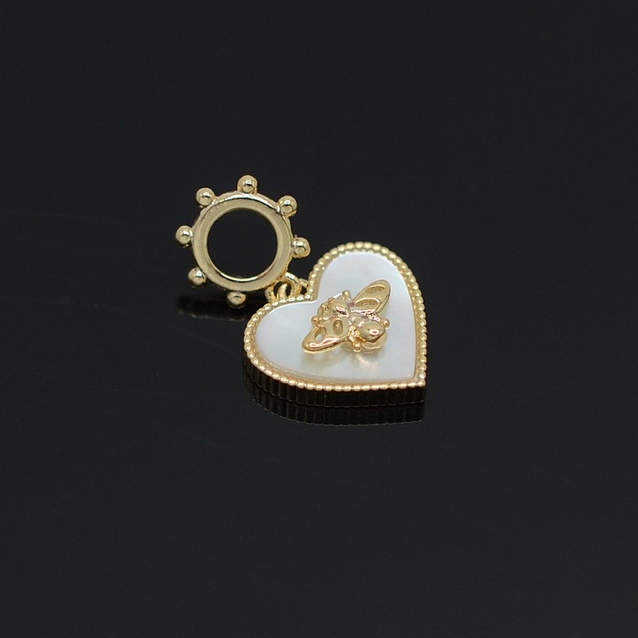 Pendant with bale Heart with a bee mother-of-pearl, gilding 16K
