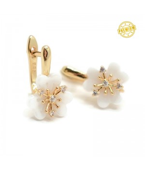 Pendientes Flor blanca de cerámica, dorado 18K