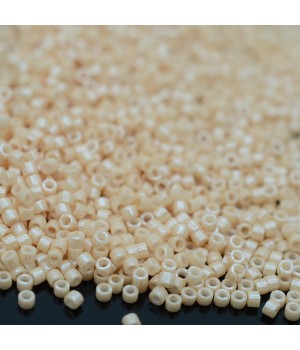 Delica Beads DB0205 Ceylon Beige, 5 grams