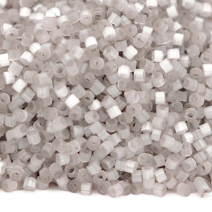 Бисер Delica DB0827 Taupe Silk Satin, 5 грамм