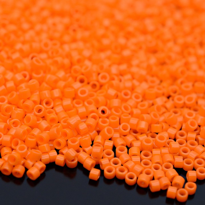Бисер Delica DB1133 Opaque Mandarin, 5 грамм