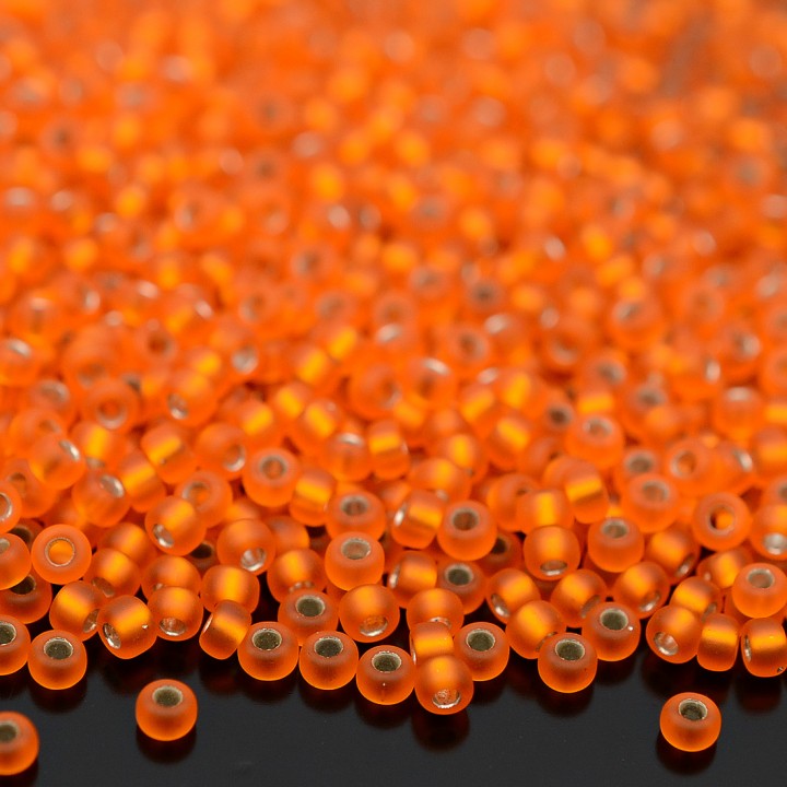 Бисер круглый 0008F 11/0 Matte Orange Silver Lined, 5 грамм