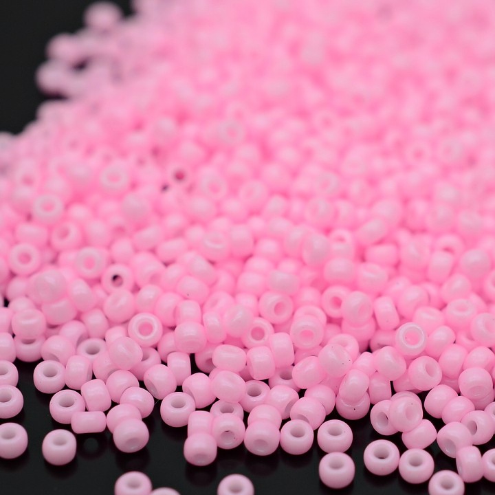 Бисер круглый 0415 11/0 Opaque Pink, 5 грамм