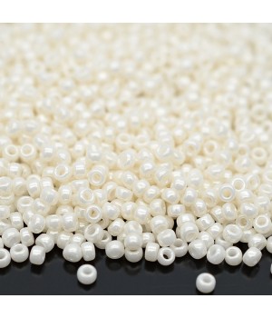 Round seed beads 0594 11/0 Cream Ceylon, 5 grams