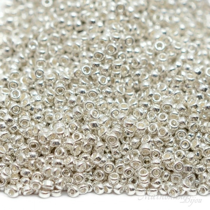 Round beads 0961 15/0 Silver Plated, 5 grams
