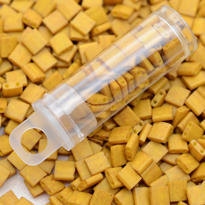 Бисер Миюки TILA 2312 Mustard, туба 5 грамм