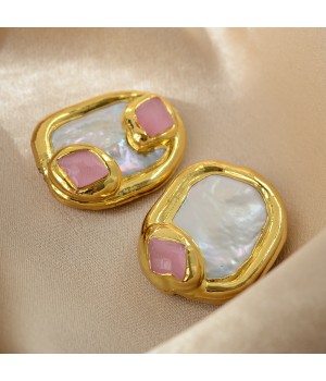 Baroque pearls with 18K galvanic coating and natural chalcedony, pink color