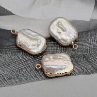 Подвеска Барочный жемчуг с гальваническим покрытием, позолота