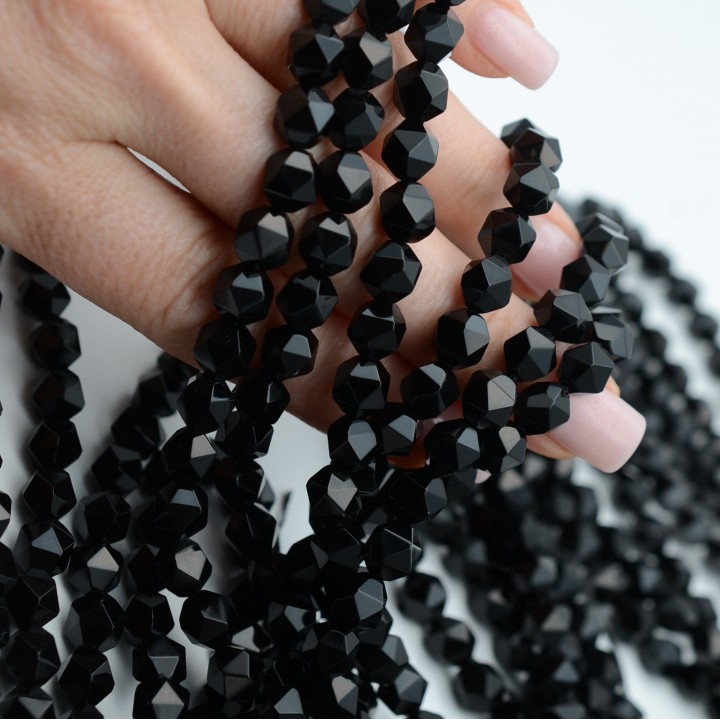 Natural Black Onyx Beads 8mm polyhedron shape