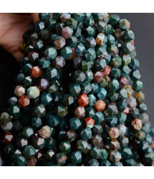 Агат индийский зеленый 8мм многогранник(наггетс)