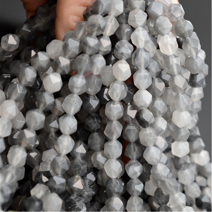 Агат серый 8мм многогранник(наггетс),  нить