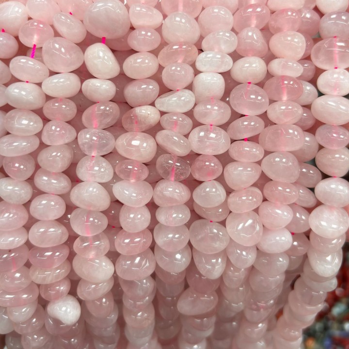 Розовый кварц натуральный галтовка 10-12мм, 1 нить