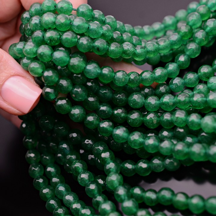 Jade natural(Malasia) 6mm facetado verde, 1 hilo