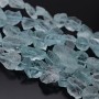Аква Кварц необработанные бусины 10-15мм голубой, половина нити(20см)