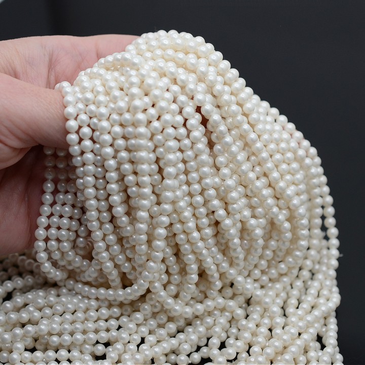 Round Shell Pearl Bead 4mm, color white pearlescent