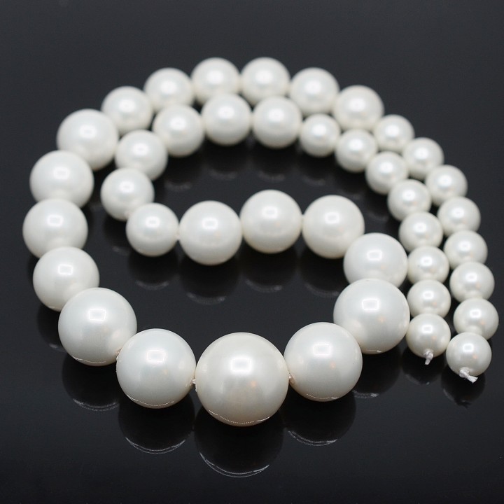 Tira de 41 cuentas de perla de concha 8-16mm, color blanco pearlescent