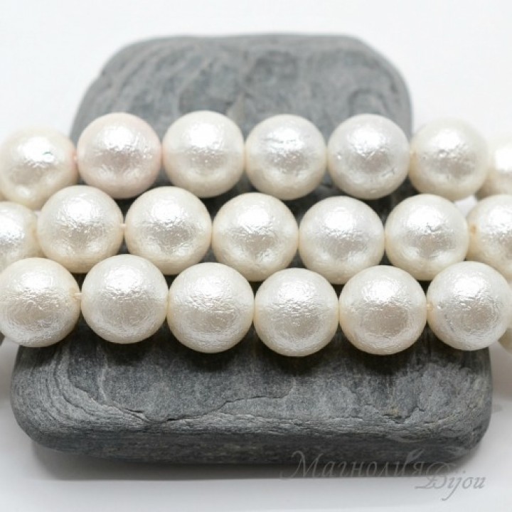 Mallorca pearls white textured 12mm, 2 pieces