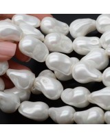 Perlas de imitación Barrocas gota irregular ~15:23mm, color blanco