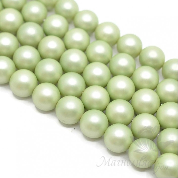 Pearl Mallorca 12mm pistachio matte satin, full strand (33 beads)