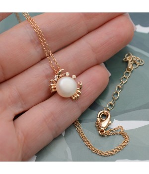 Marking-down! Natural Pearl Crab pendant on a chain, 18K gold plated
