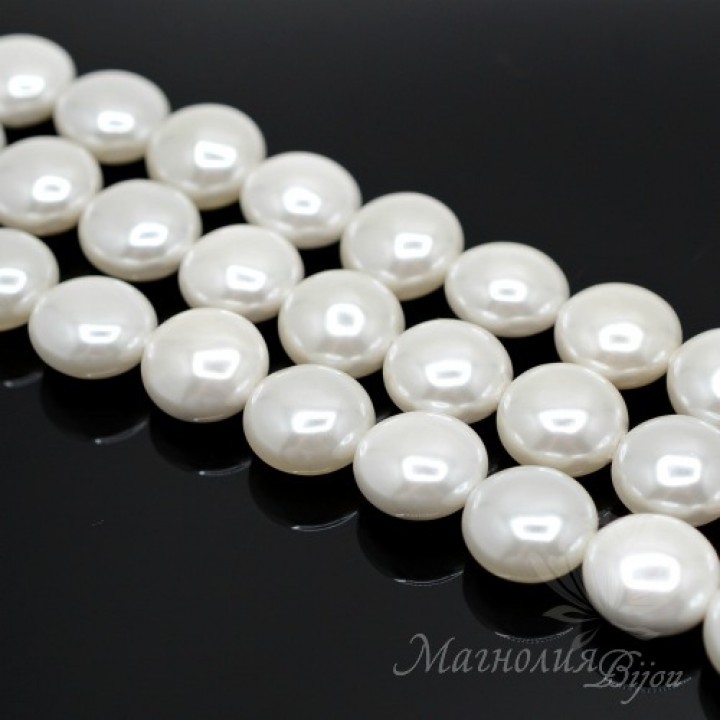 Tira de 28 cuentas de perla de concha 14:8mm disco, color blanco