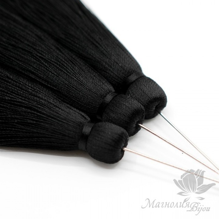 Borla de seda color Negro con bastón con baño de rodio